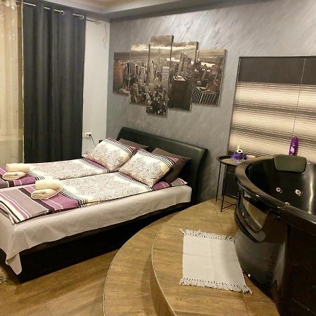 Ceca Apartman Ni Exteriér fotografie