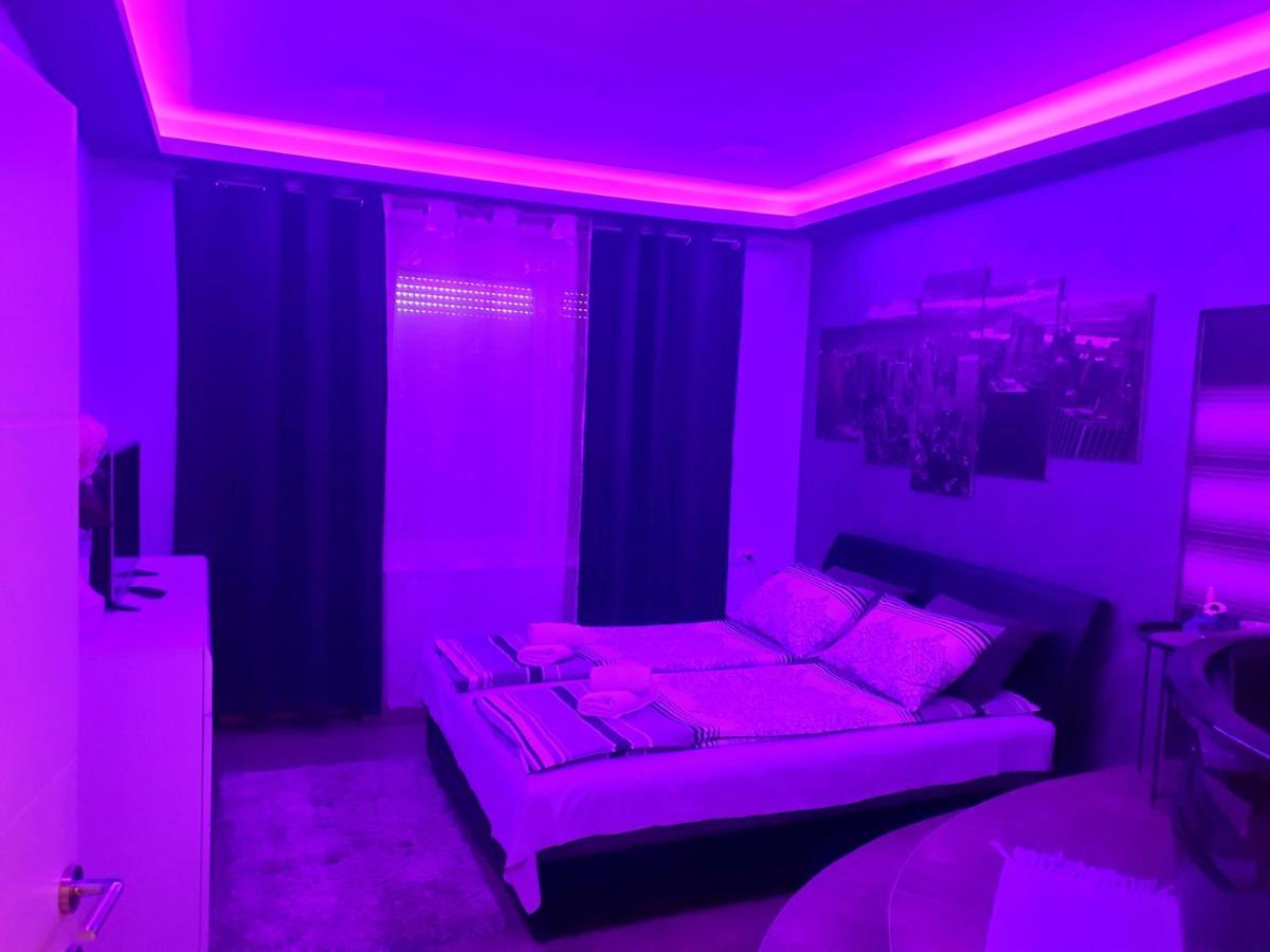 Ceca Apartman Ni Exteriér fotografie
